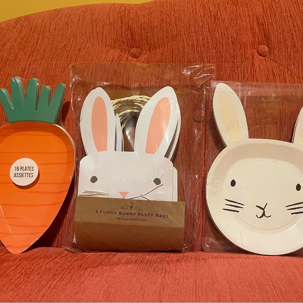 Meri Meri Easter Set of 32 plates and 8 treat bags